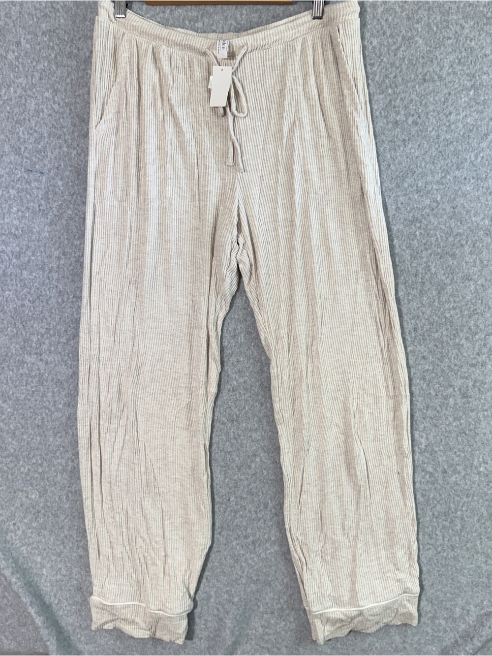 Auden Women's Light Beige Ribbed Lounge Joggers